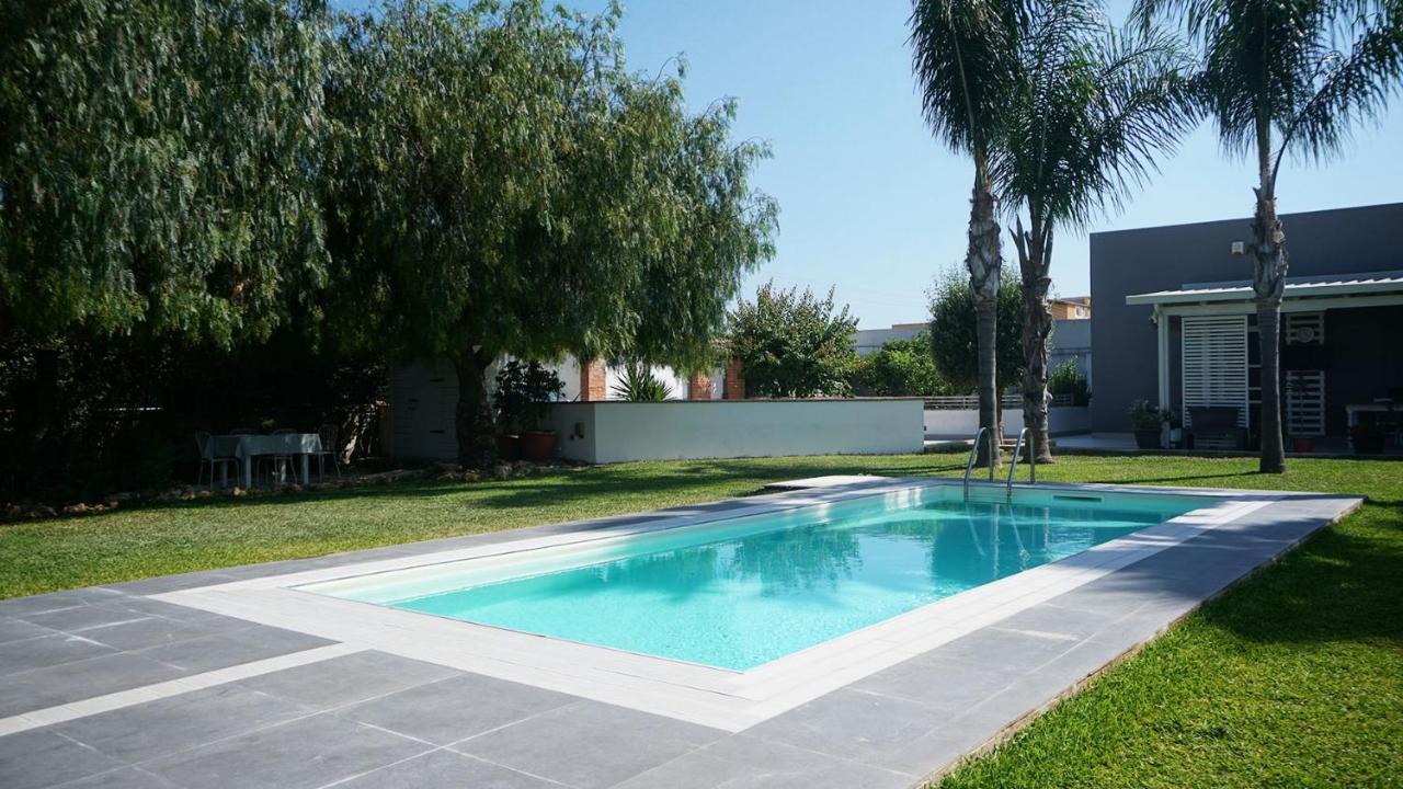 Dependance In Villa Con Piscina シラクーサ エクステリア 写真