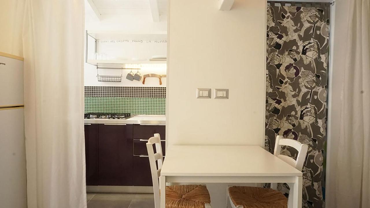Dependance In Villa Con Piscina シラクーサ エクステリア 写真