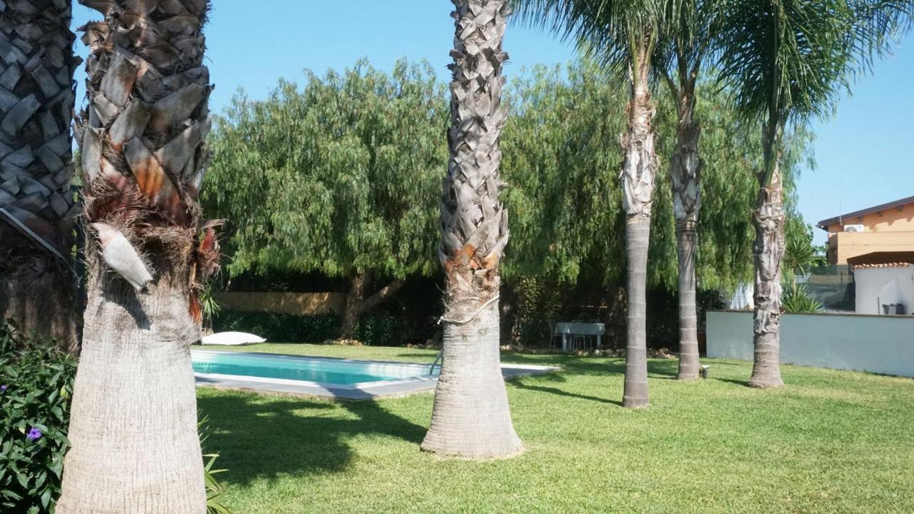 Dependance In Villa Con Piscina シラクーサ エクステリア 写真